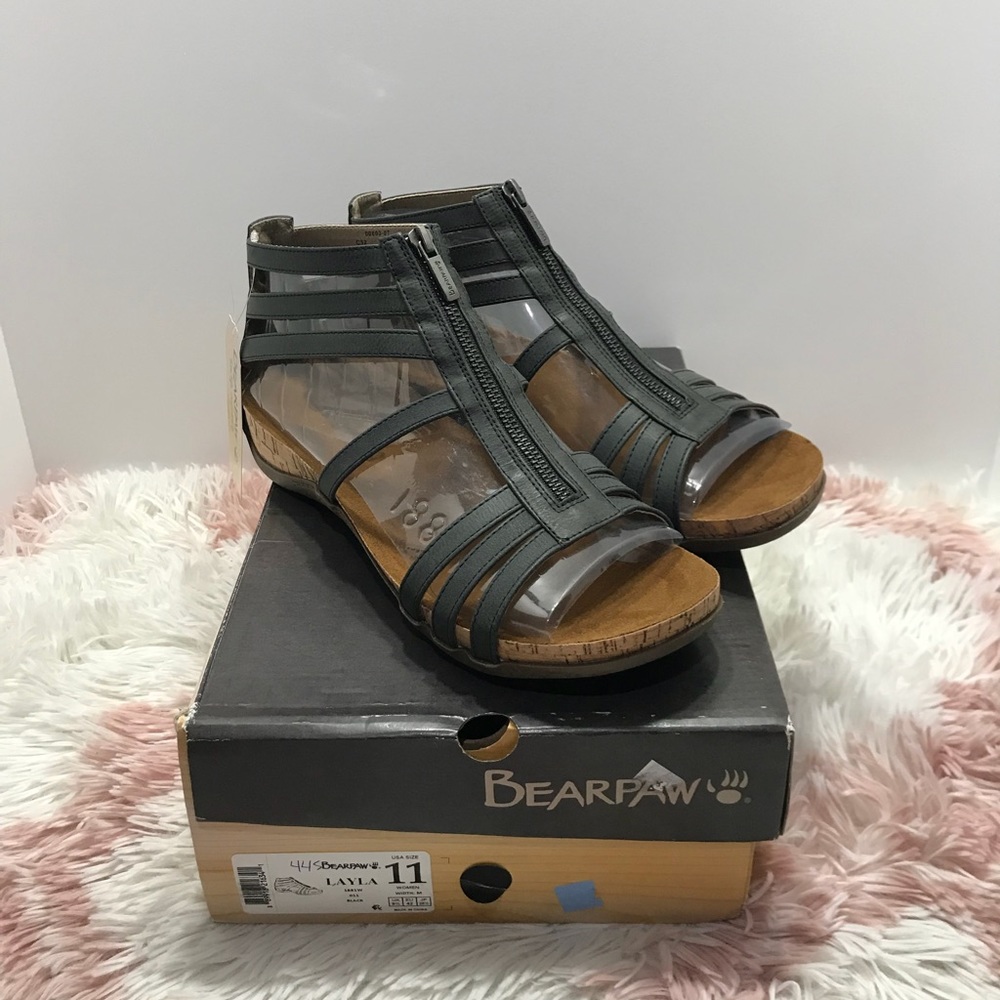 🌼 Cute Barepaw Sandals 🌼